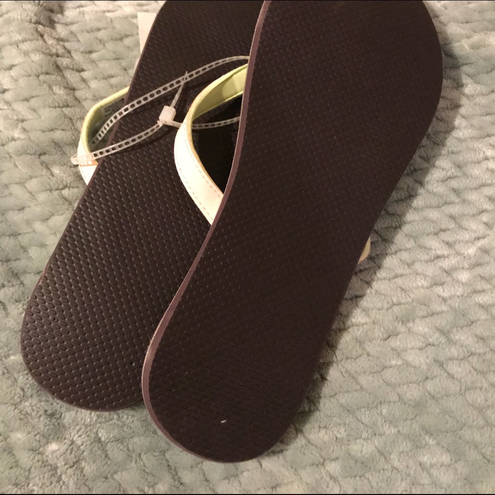 Adidas flip flops - Picture 2 of 3