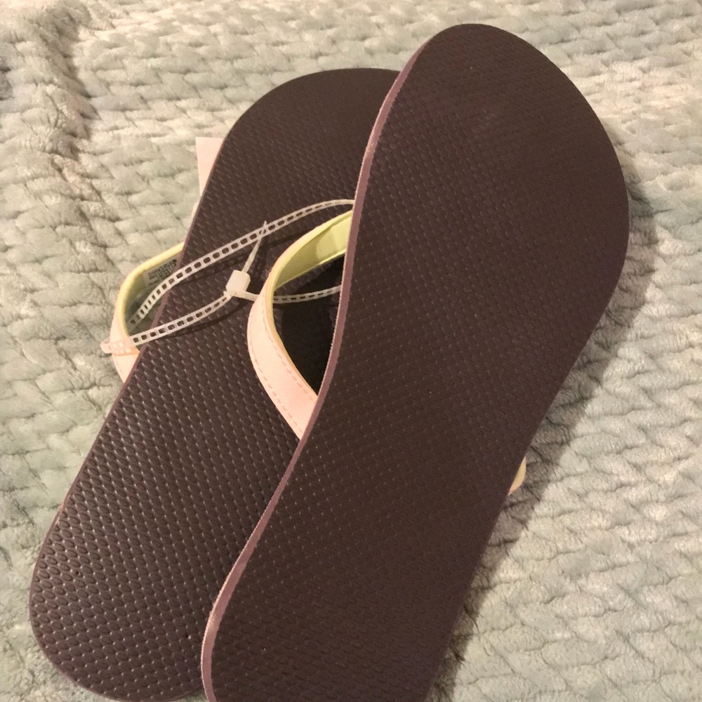 Adidas flip flops - Picture 3 of 3