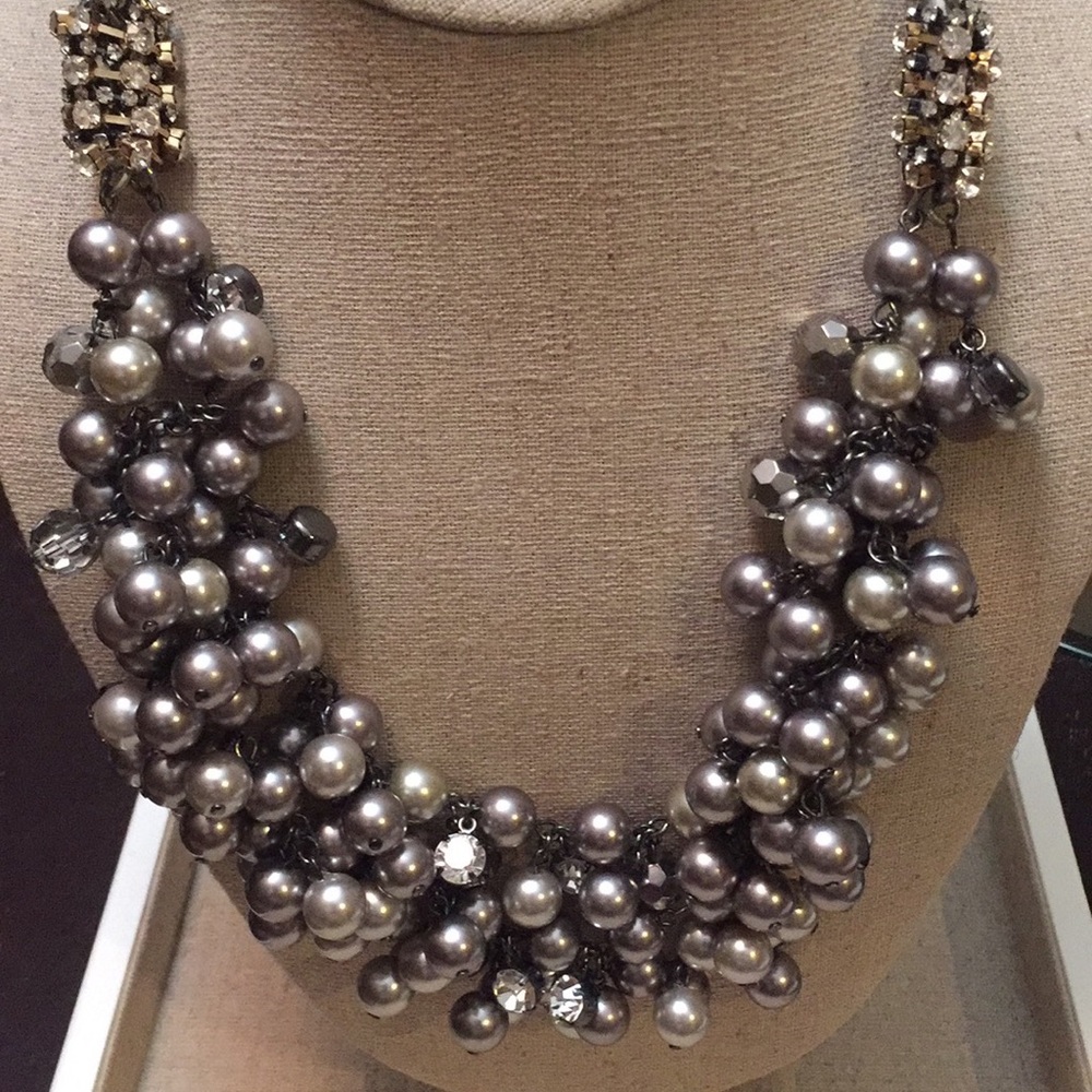 Idadora Pearl Bib