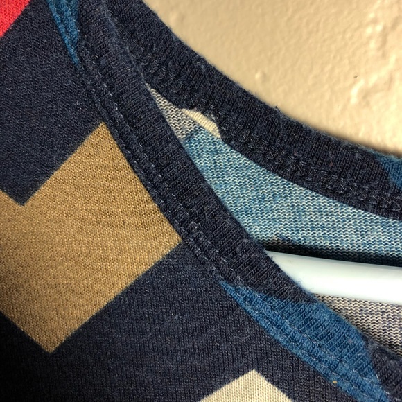 Rue 21 Chevron 3/4 sleeve shirt - Picture 3 of 5