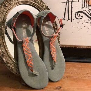 Toms Sandal