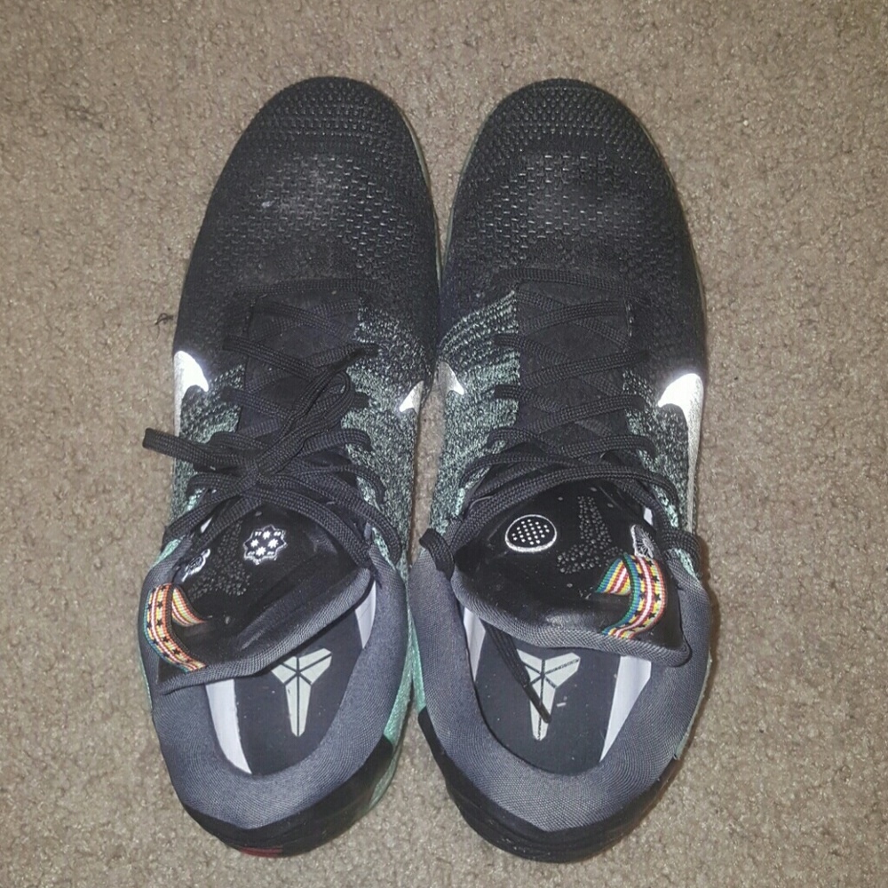 Kobe 11 glow green