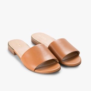 NWOT Aldo Camel Slides