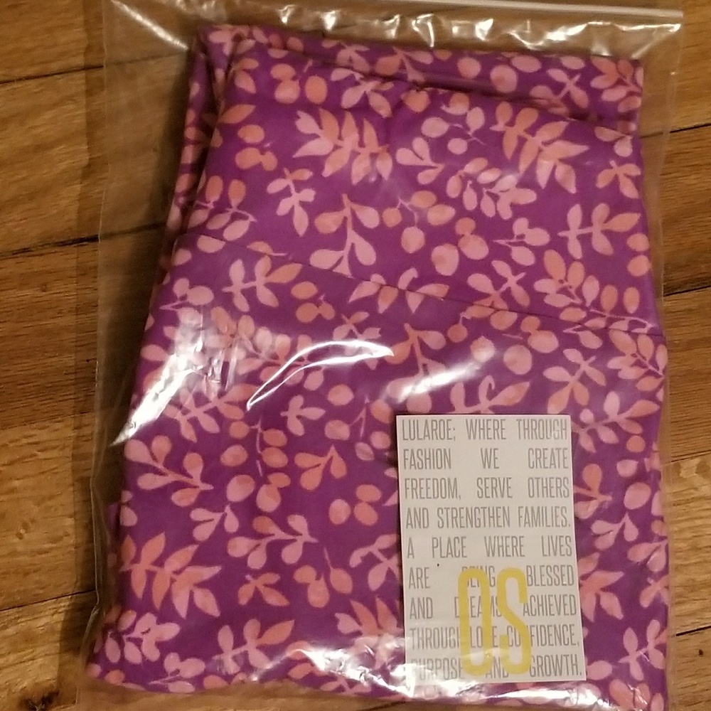 Lularoe Purple Patterned OS Leggings