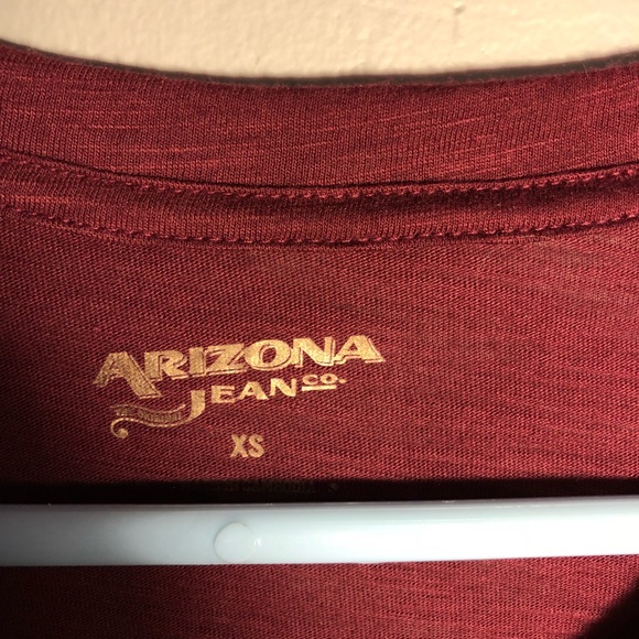 V-neck Tee - Picture 2 of 5