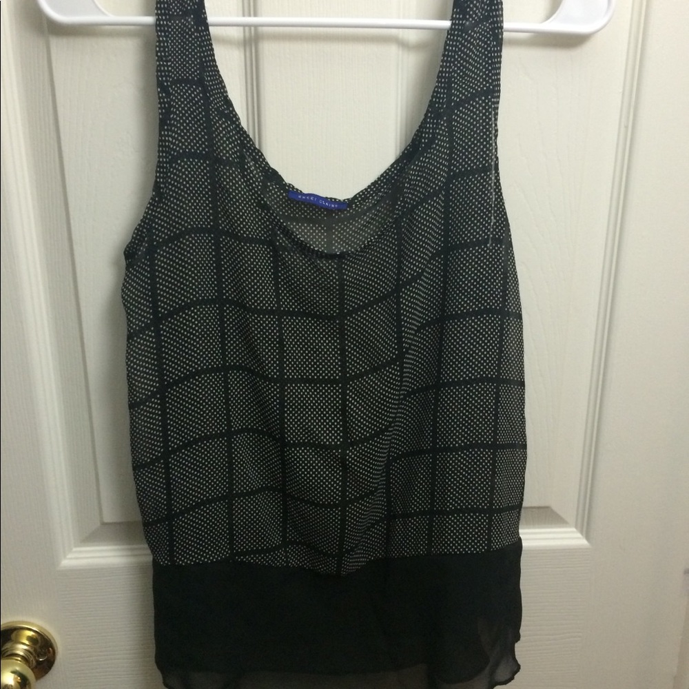 Black/white tank