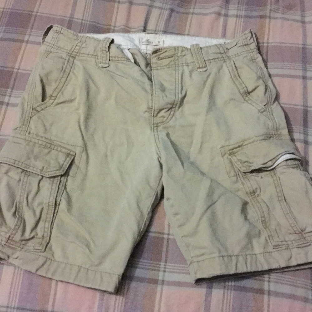 Hollister cargo shorts