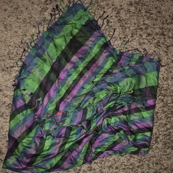 H&M Square Scarf - Picture 1 of 1