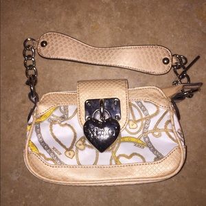 Cute little heart chains purse