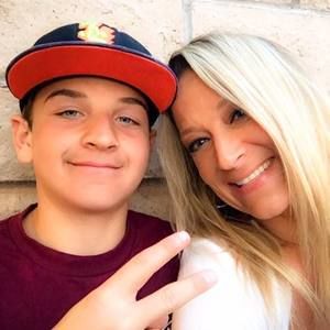 Meet your Posher, Carrie