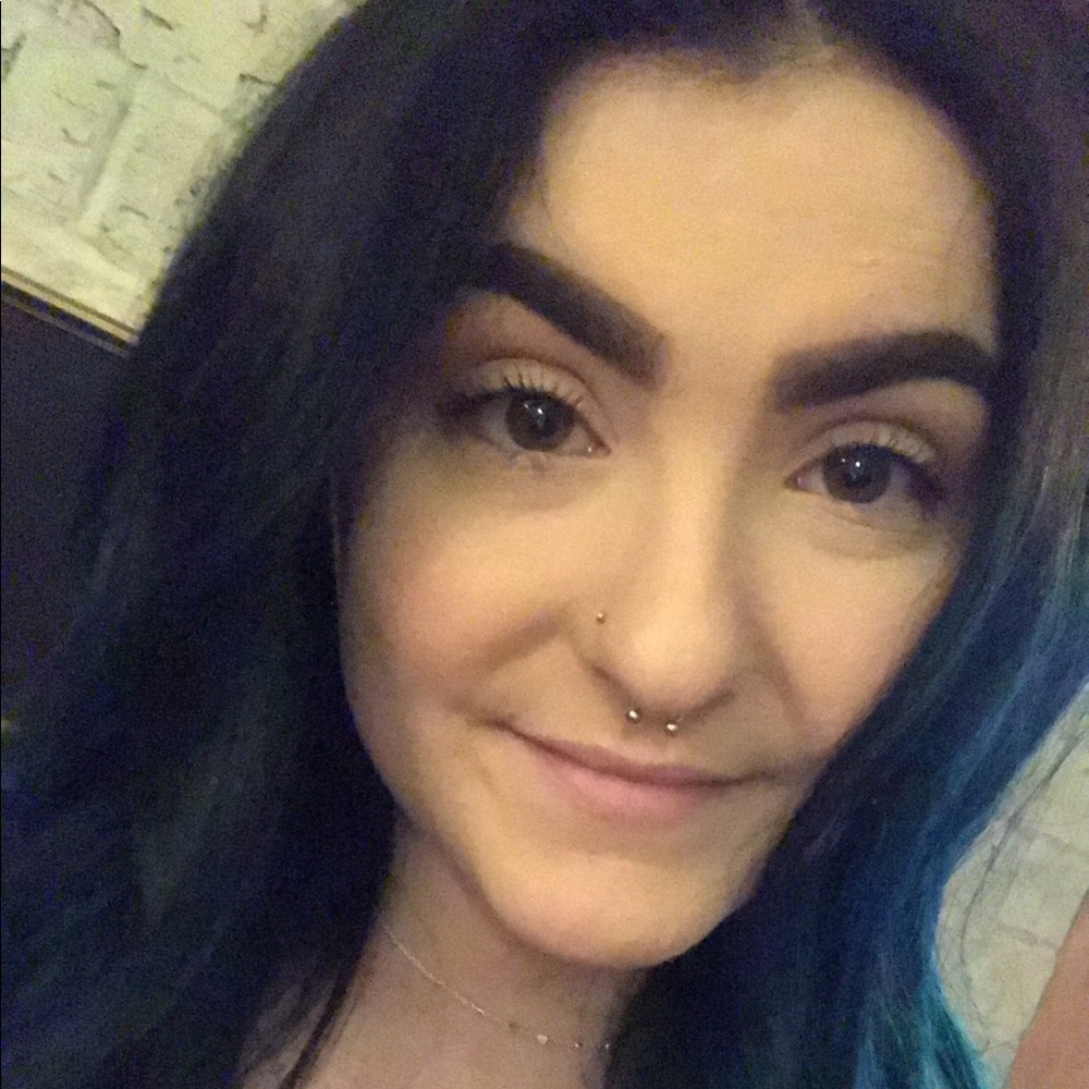 Meet your Posher, Kaylee