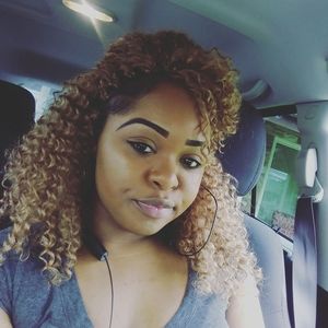 Meet your Posher, Carol