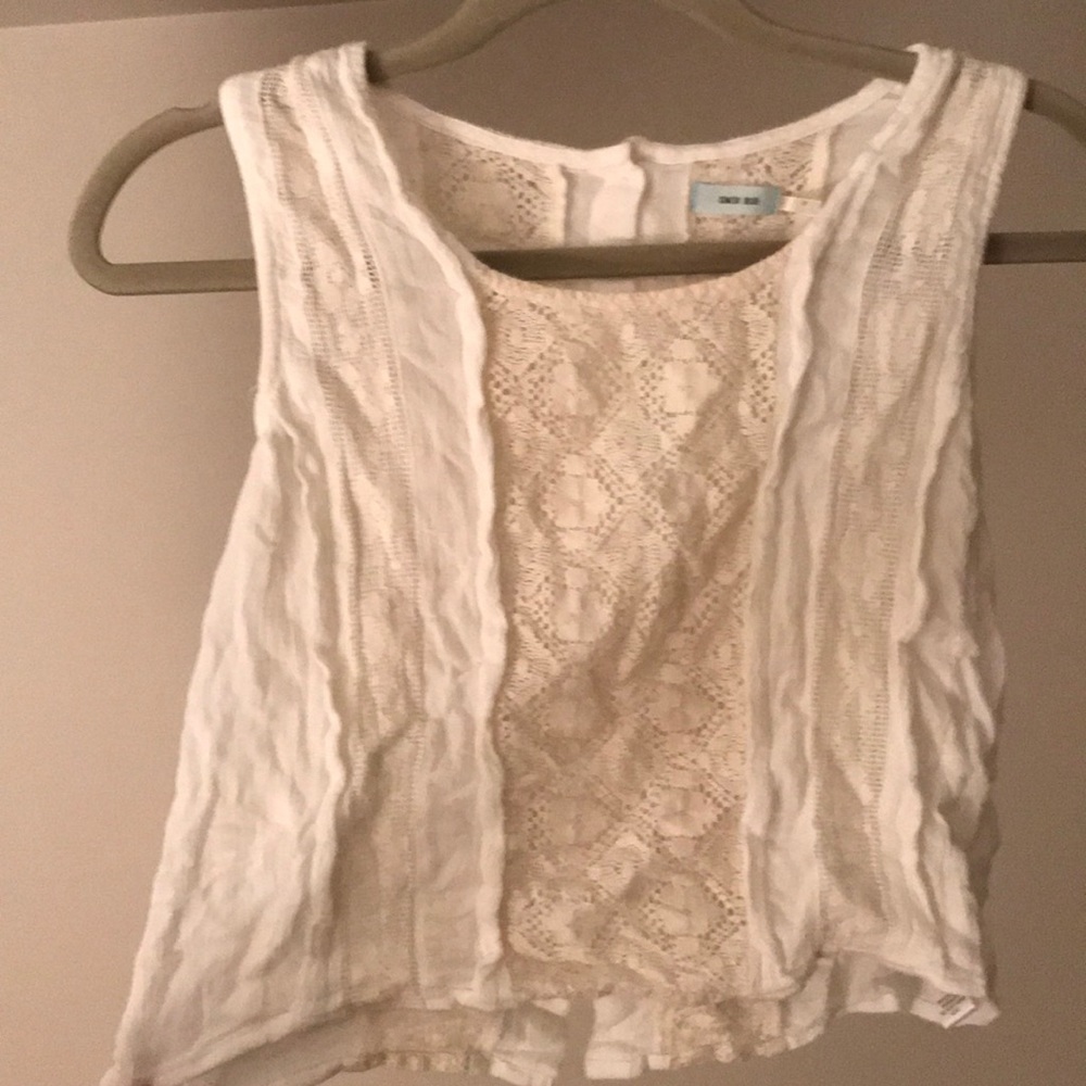 Kimchi Blue slightly cropped top