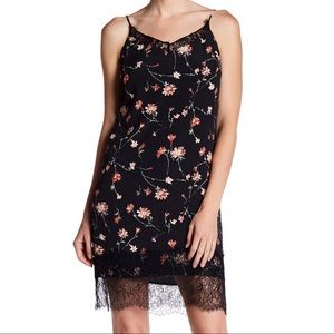 NWT Printed Lace Slip Dress - XXS