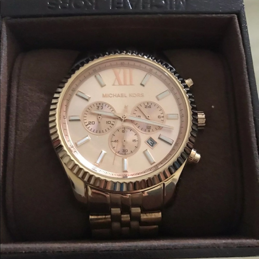 Michael kors rosegold watch