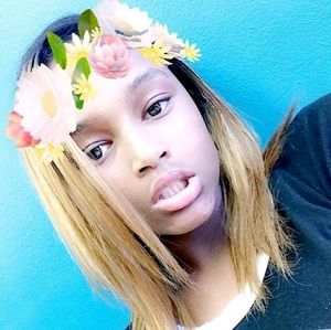 Meet your Posher, Jevona