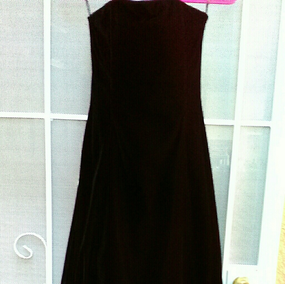 Scott McClintock size 8 Black Velvet ball gown