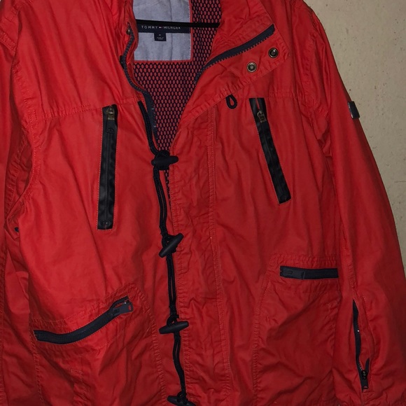 Tommy Hilfiger - Picture 2 of 2