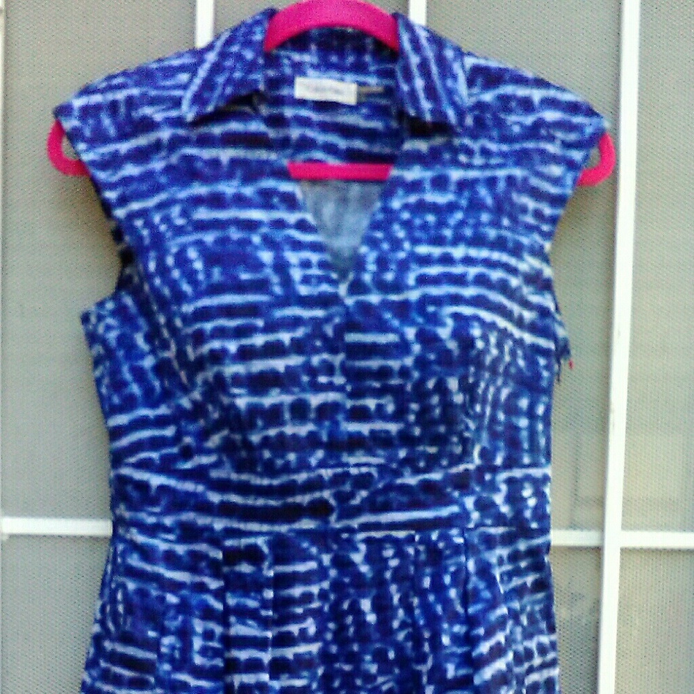 Calvin Klein size 6 Mediterranean blue water dress