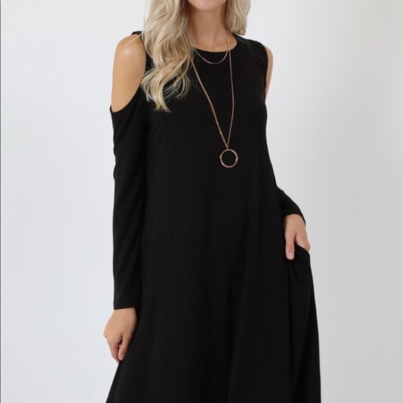 Black Cold Shoulder Dress with Pockets - Picture 2 of 3