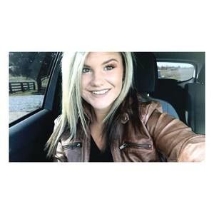 Meet your Posher, Michaela