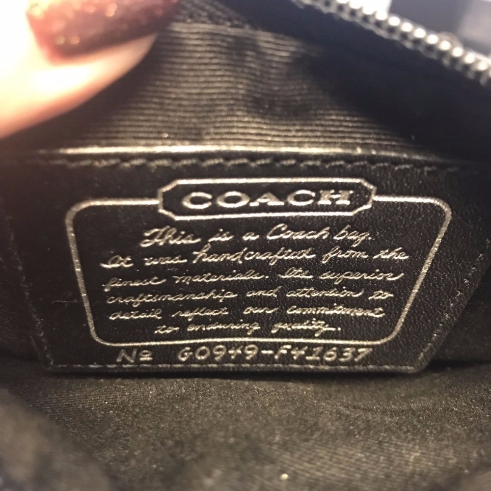 Authentic-Coach-Wristlet - Picture 3 of 4