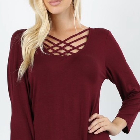 Burgundy Criss Cross Front 3/4 Sleeves Top - Picture 3 of 8