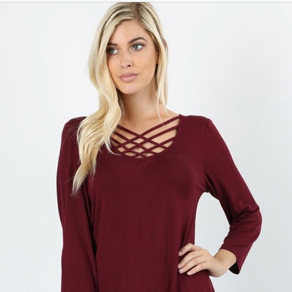 Burgundy Criss Cross Front 3/4 Sleeves Top - Picture 4 of 8