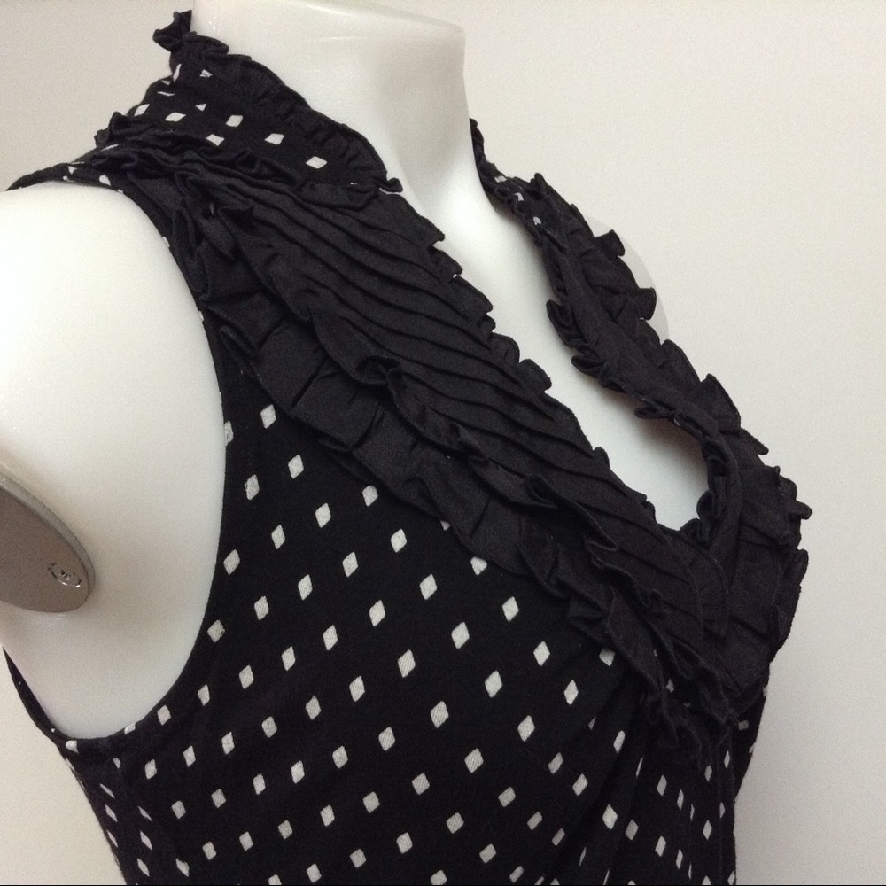 White House Black Market Sleeveless Top Size Small - Picture 6 of 8