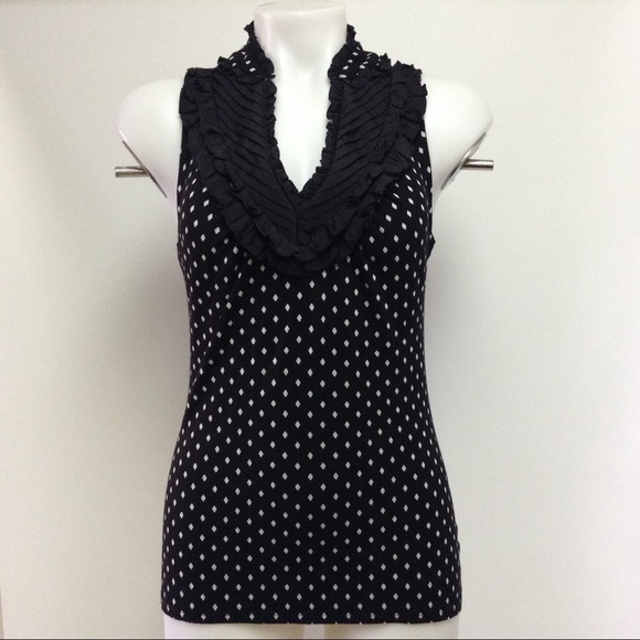 White House Black Market Tops - White House Black Market Sleeveless Top Size Small