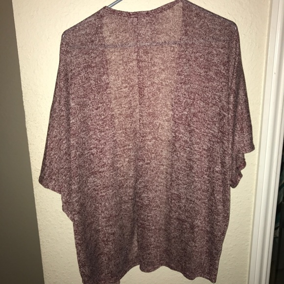 ❄️Quarter Sleeve Cardigan❄️ - Picture 2 of 4