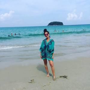 Meet your Posher, Emma