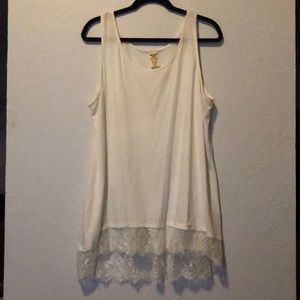 ‼️❤️ SALE ❤️‼️  long high low white lace tank top