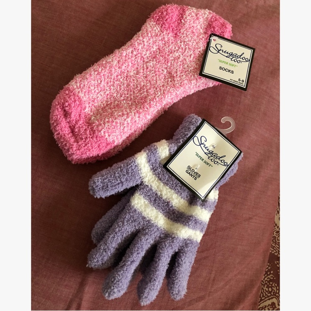 Fuzzy socks & gloves!