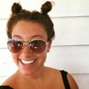 Meet your Posher, Casey