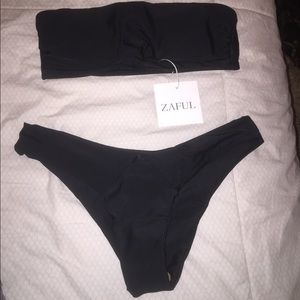 Black Bikini 