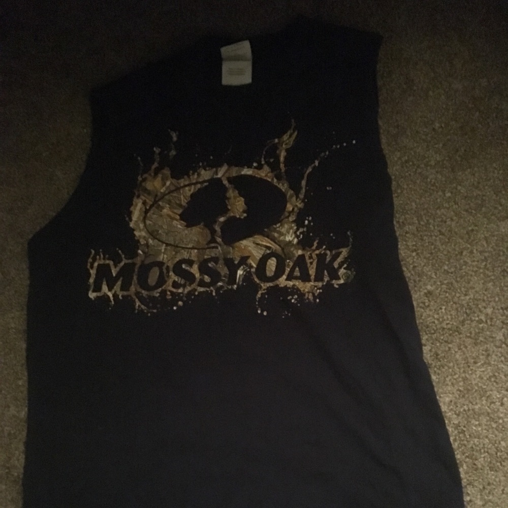 Mossy oak tank top