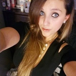 Meet your Posher, Monica