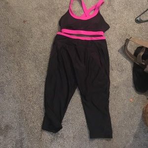 Sports bra and matching leggings