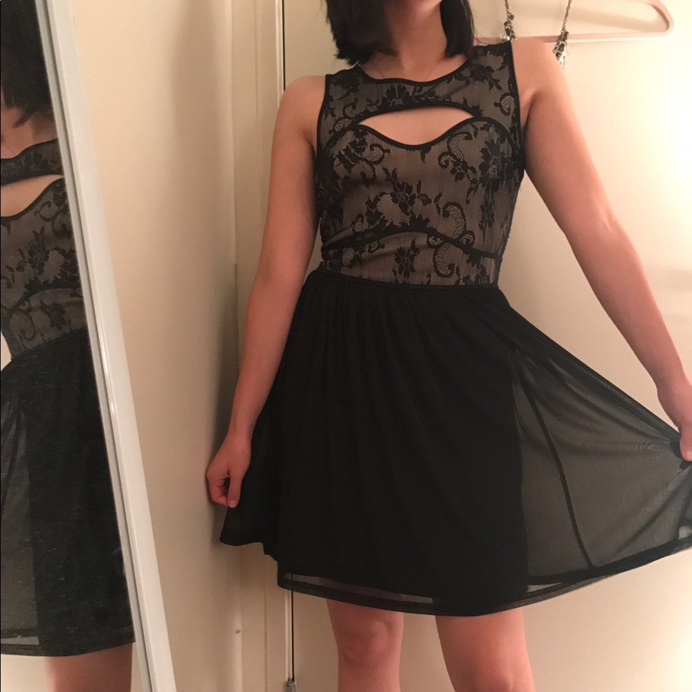 High neck Sweetheart Cutout Crochet Lace Dress