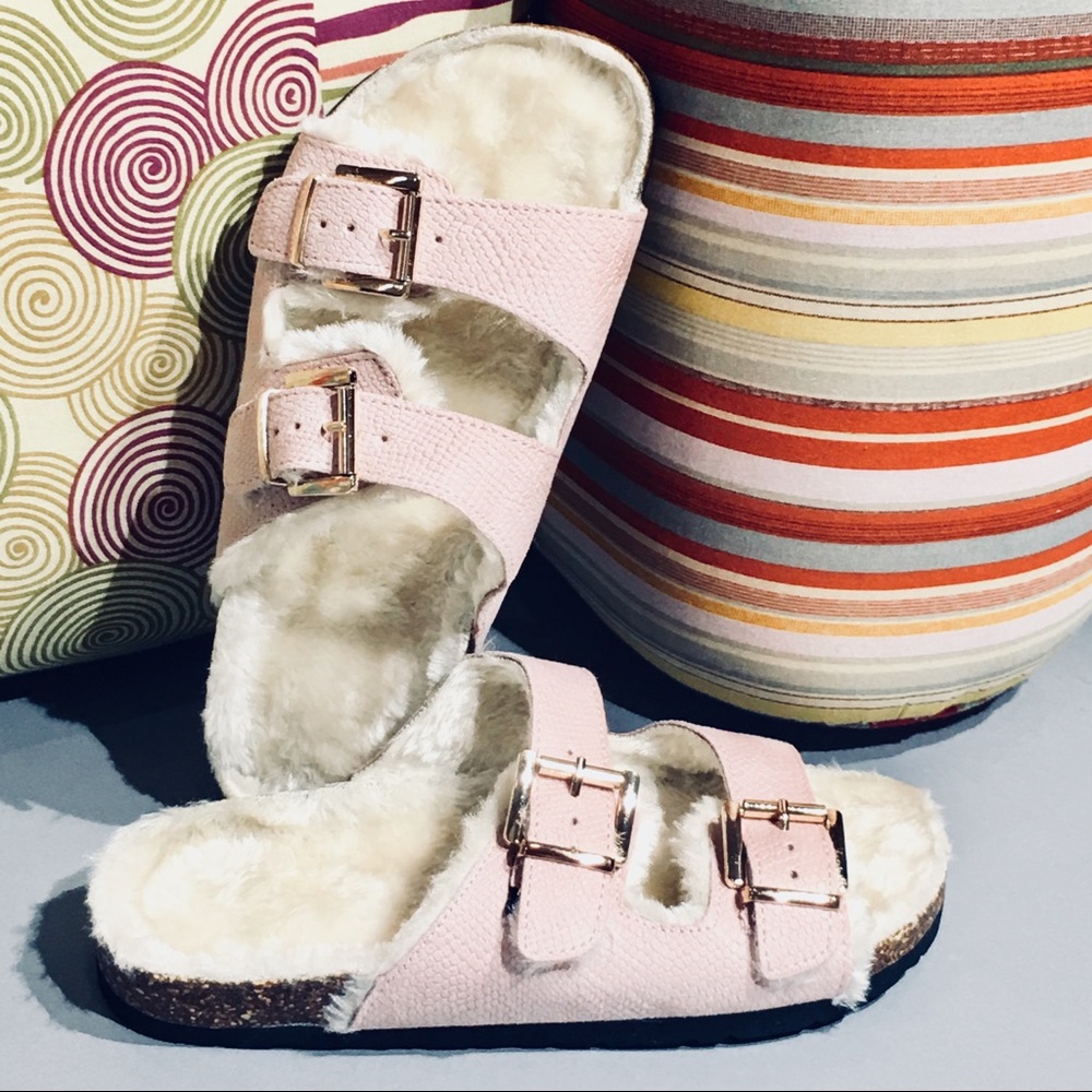 πFaux Fur Slides- double straps sandals. NWT - Picture 2 of 5