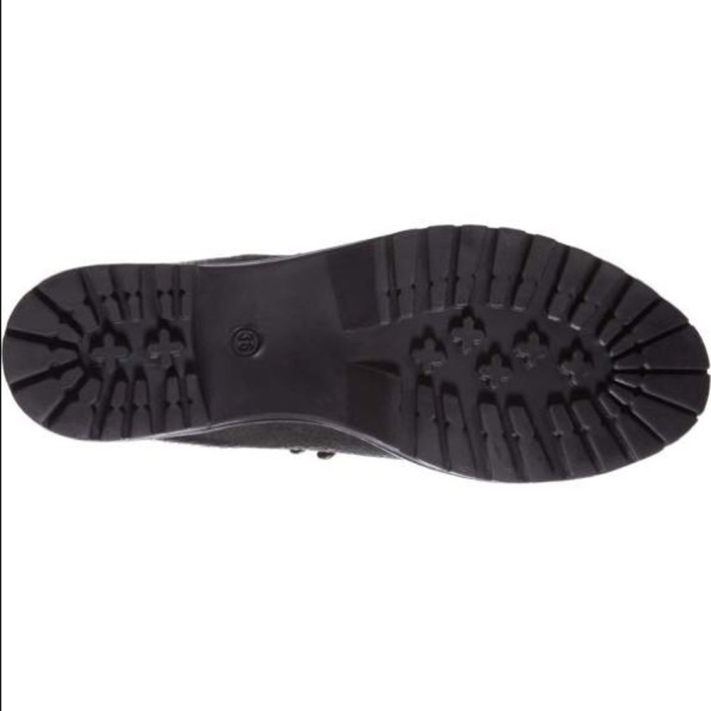 Black Leather Rugged Sole Hiking Boots - Picture 5 of 7