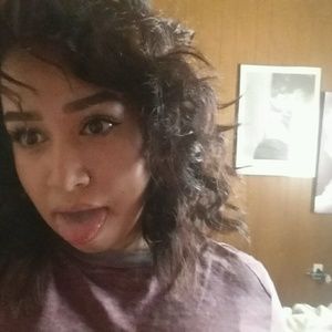 Meet your Posher, Michele