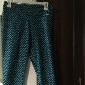 Nike leggings