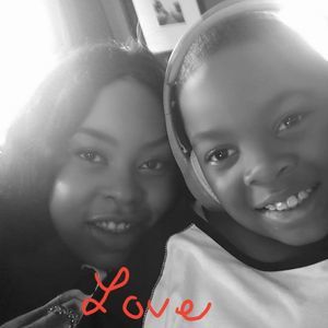 Meet your Posher, Leona