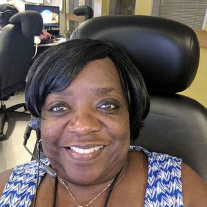 Meet your Posher, Loretta