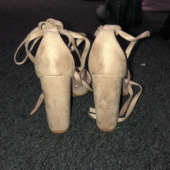 Nude lace up chunky heel - Picture 2 of 4