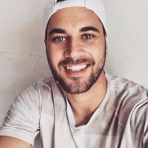 Meet your Posher, Hugo