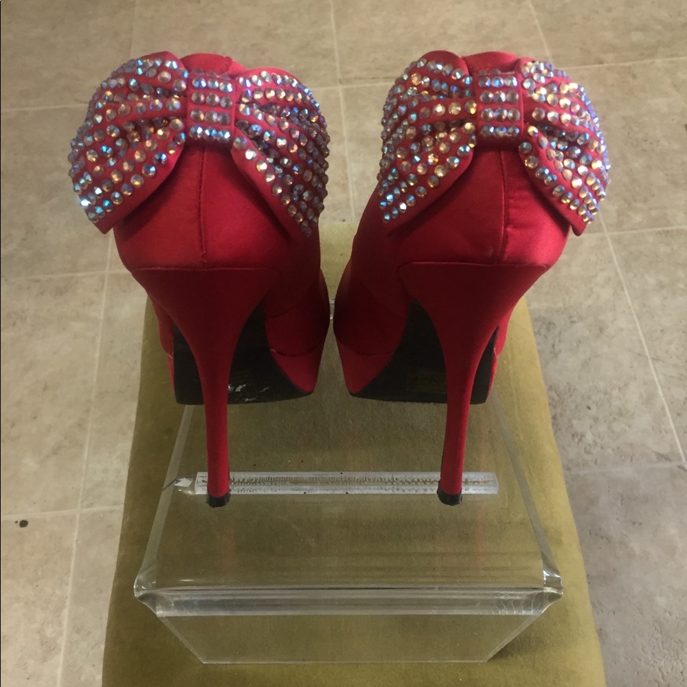 Red baker shoes 10M