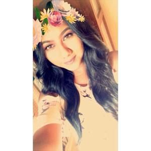 Meet your Posher, Itzel